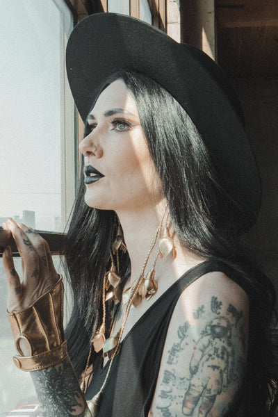 Lack of Color Midnight Muse Wide Brim Hat – FIVE AND DIAMOND display picture 1