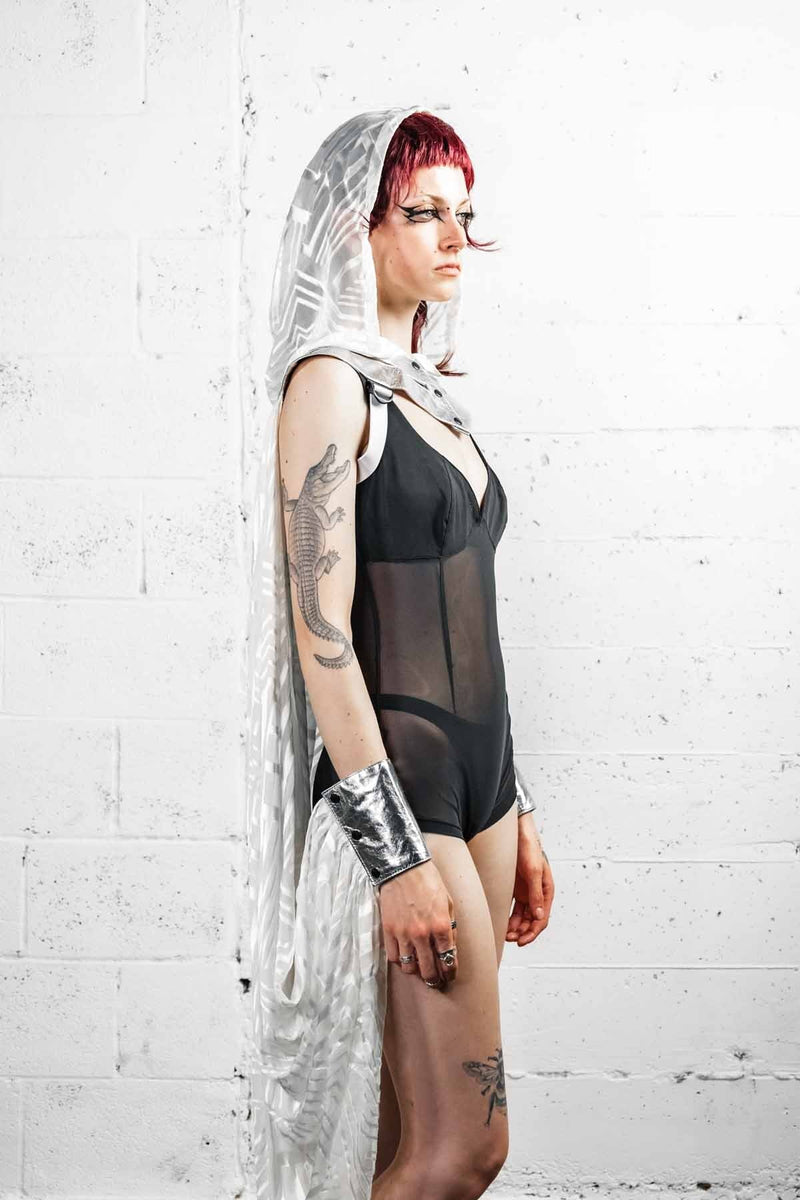 5D x Eyecon Priestess Hood - leather/silk Hood Eyecon 