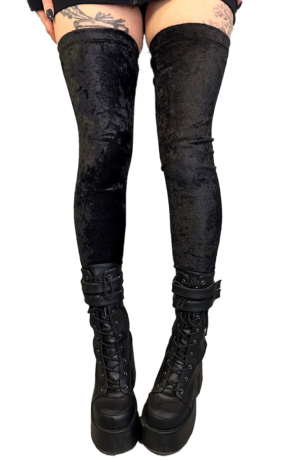 Leg Avenue Crushed Velvet Thigh High – FIVE AND DIAMOND