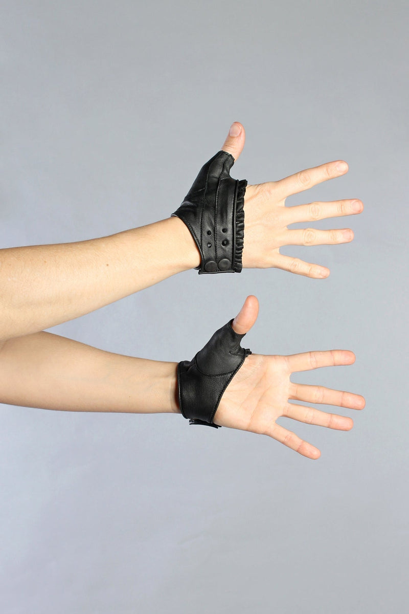 5D x Steam Trunk Grip Glove with Ruffle Gloves Steam Trunk 