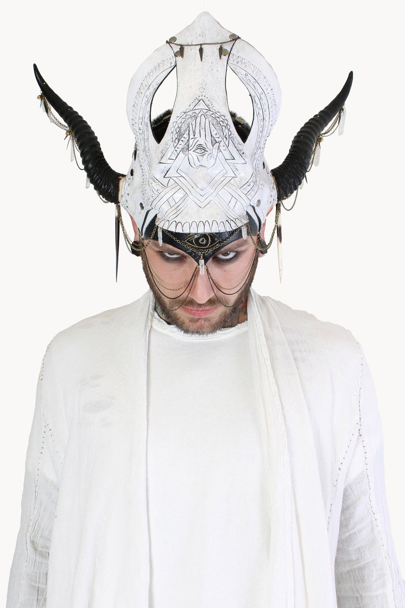 Death Priest Crown by Tigre Bailando / Headgear 2016 - Headgear -  - FIVE AND DIAMOND