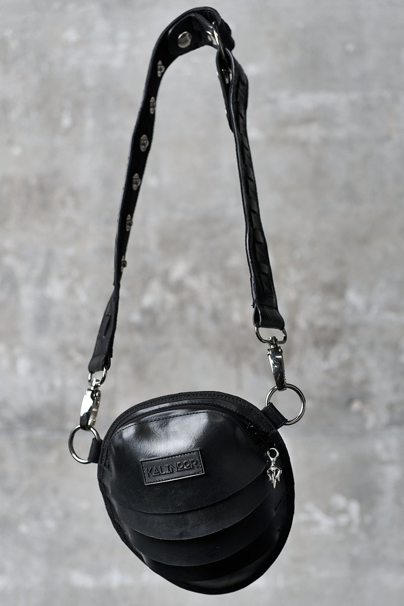 Kalinoor Trenggilin Hip/Hand Bag Holsters Cyberesque 