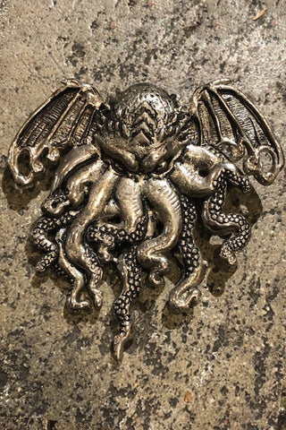 5D x Eyecon x Miss Monster Cthulhu Pendant White Brass – FIVE AND 